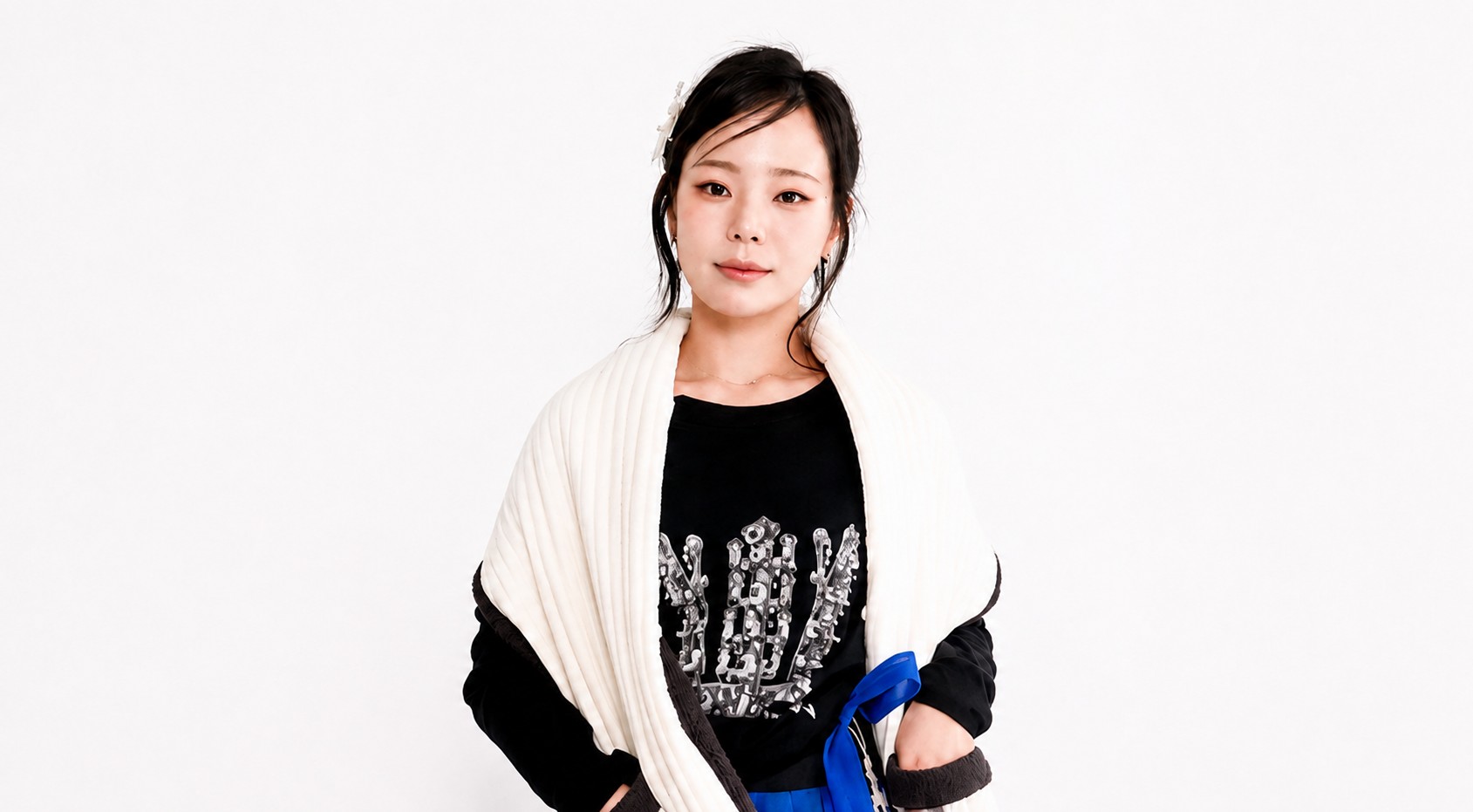 누빔숄을 입은 모습